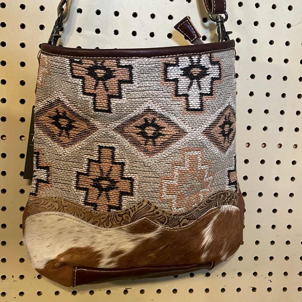 Myra bag